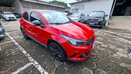 FIAT ARGO 1.8 E.TORQ FLEX HGT AT6 FIAT ARGO 1.8 E.TORQ FLEX HGT AT6